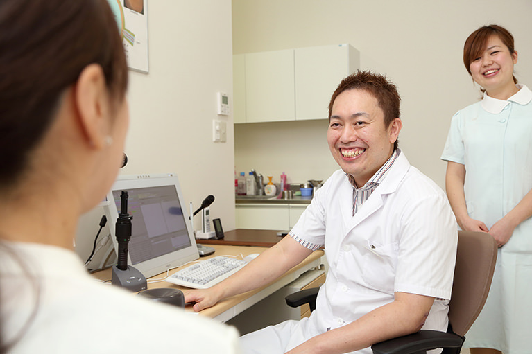 眼科専門医が診療しています